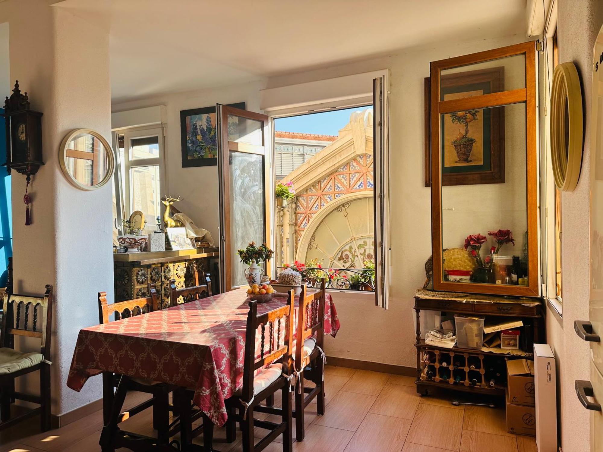 Mirador 5 Del Mercado Central - Habitacion Con Bano Privado En El Centro De La Ciudad Vella Valencia Exterior photo